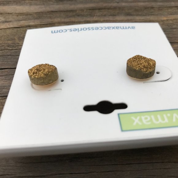 A.V. Max Accessories Women Earrings Dove lever bac - Picture 8 of 9